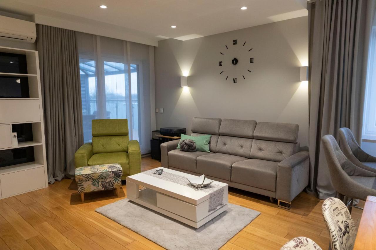 Apartament Termalny Delux Uniejów Zewnętrze zdjęcie